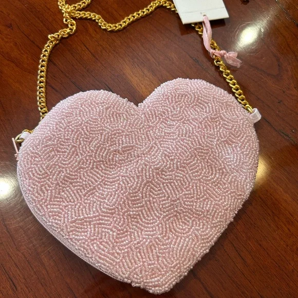 NWT Tiana NY XOXO Heart Chain Strap Bag - Picture 9 of 11